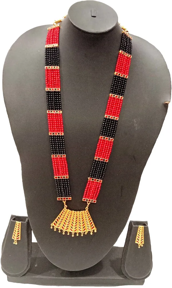 Assamese_Traditional_Gold_Plated_Red_Black_Colour_Tassel_Jewellery_Set_For_Women